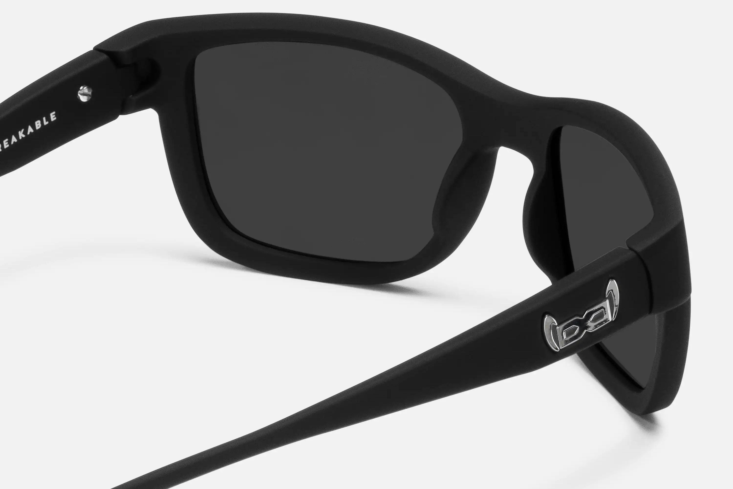 G16 - black matt