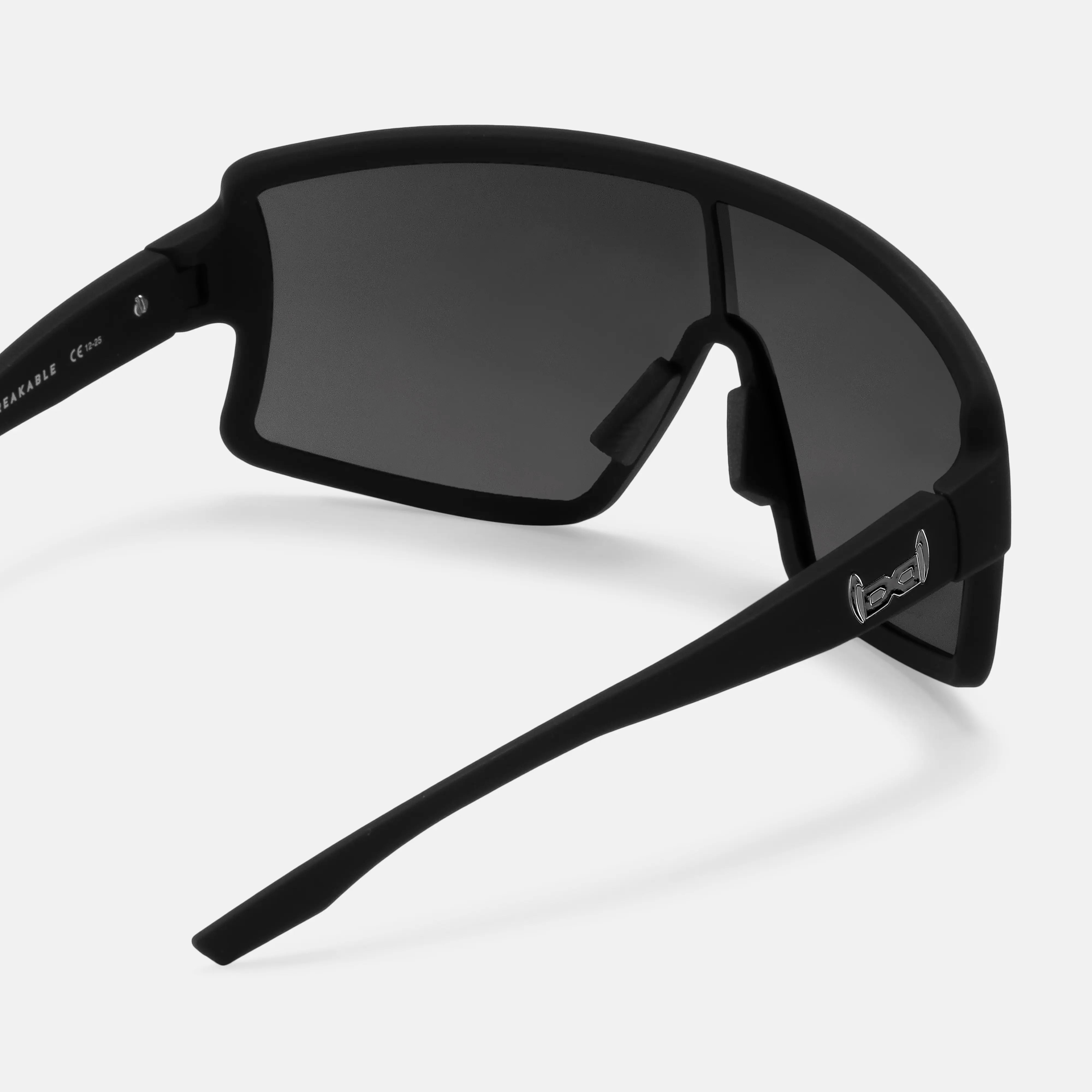 G44 - Sphere black matt