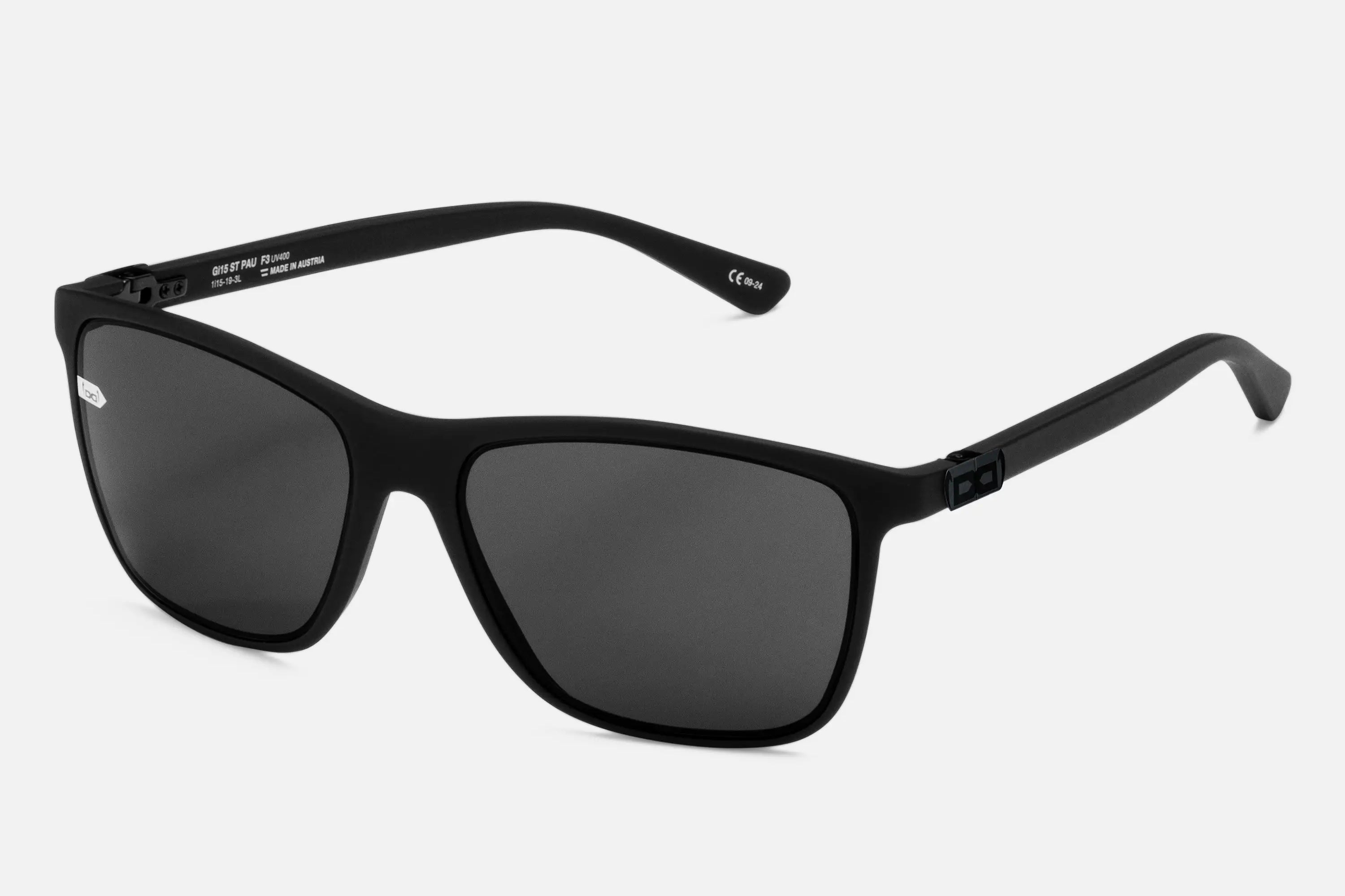 Gi15 St. Pauli - black in black