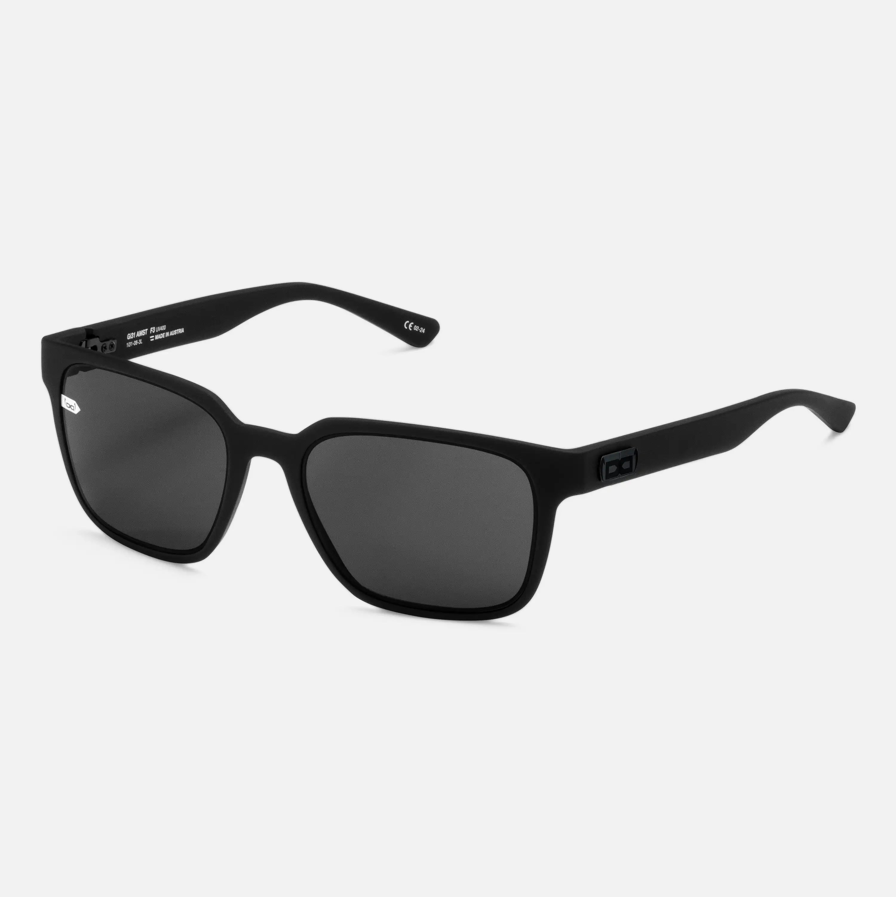 Gi31 Amsterdam - black in black