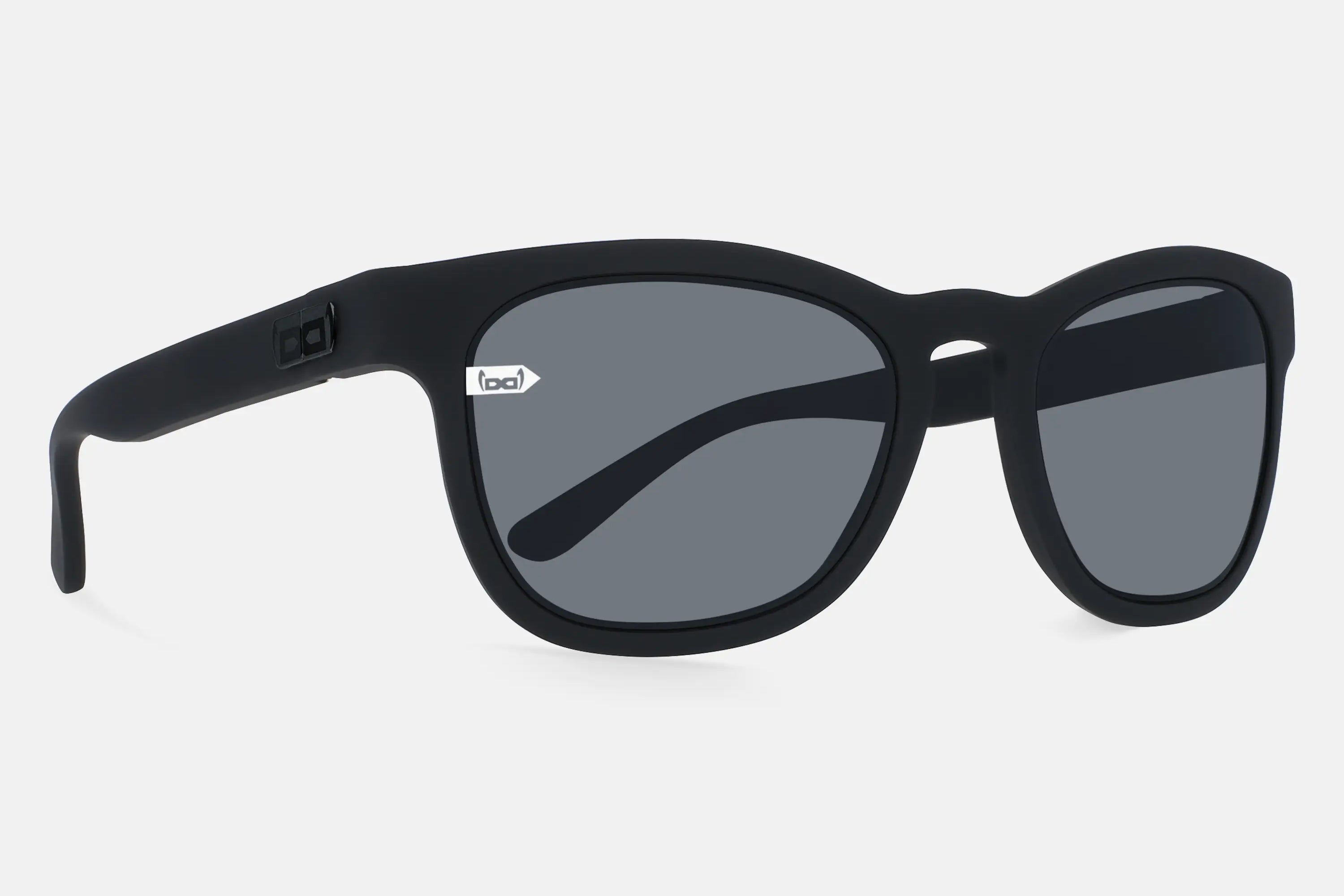 Gi38 Le Mans - black in black