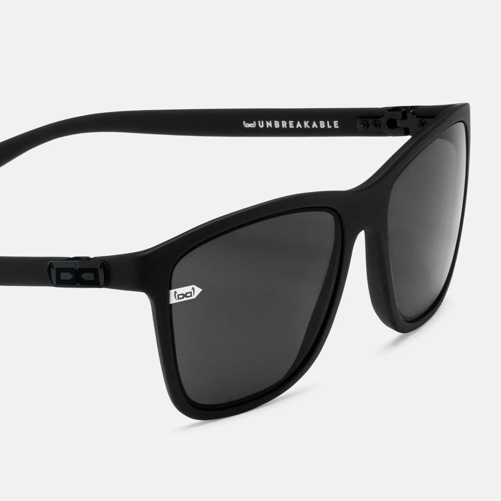 Gi47 Monte Carlo - black in black