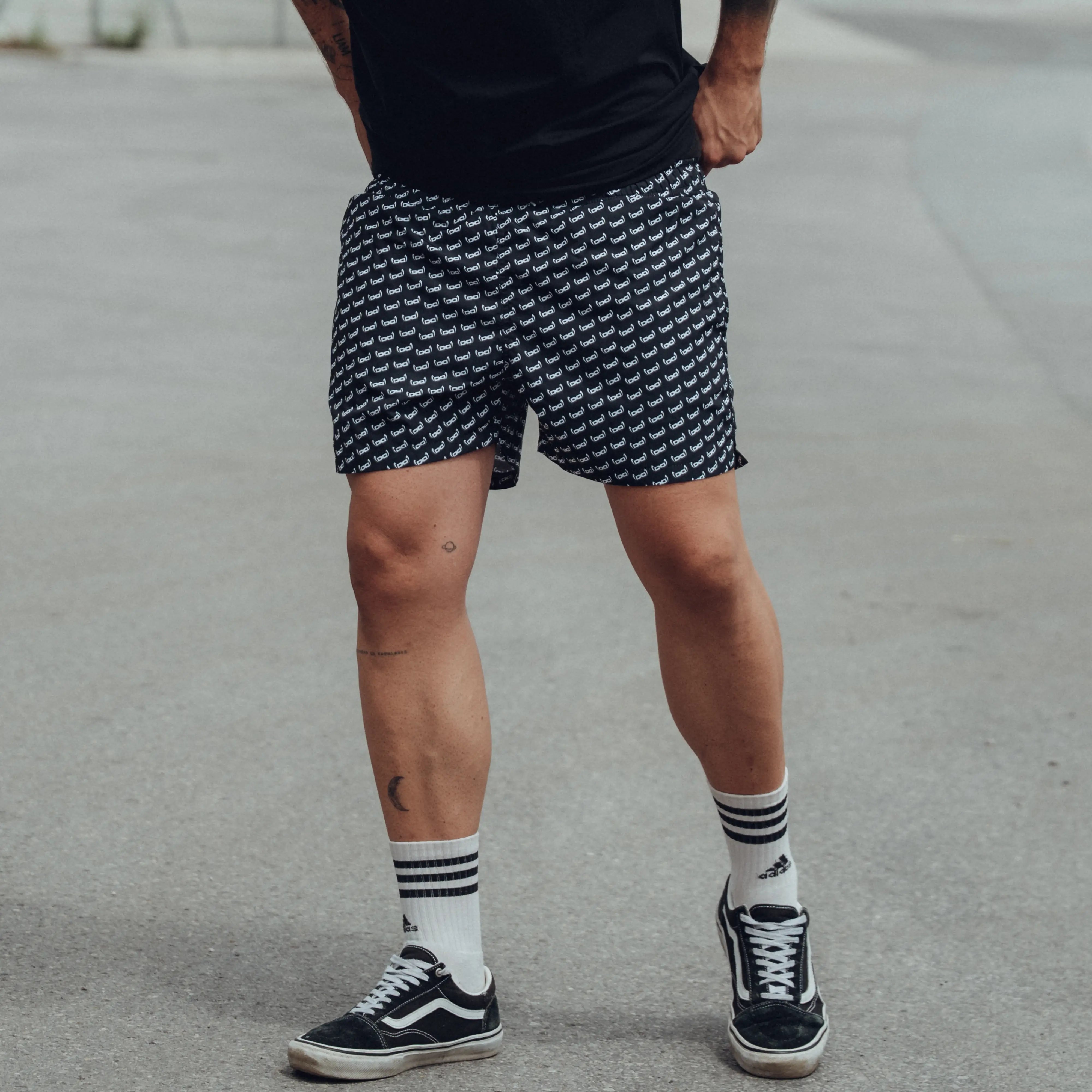  - swim shorts L
