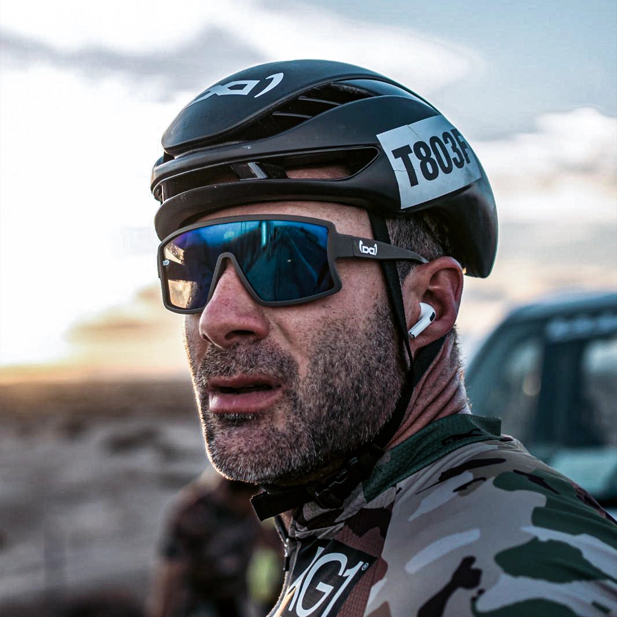 G44 - Sphere black matt